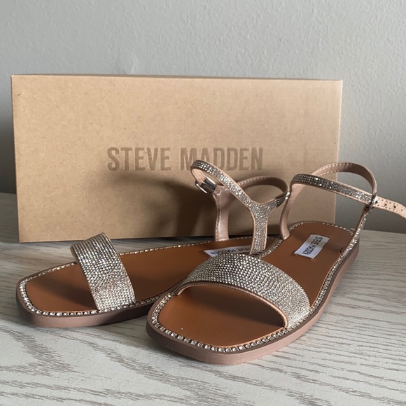 Steve Madden Shoes - Steve Madden